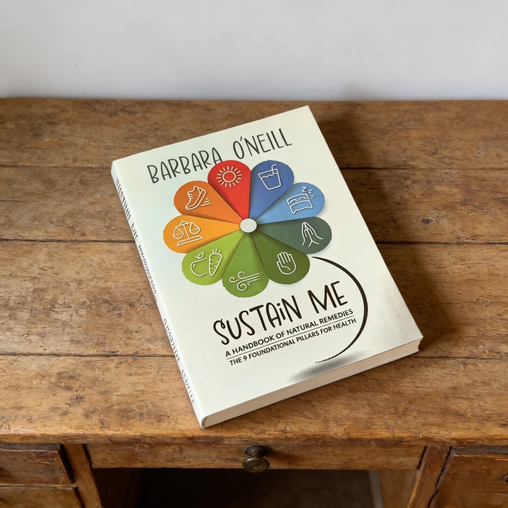 Holistic Health & Wellness - Sustain Me Englische Taschenbuchausgabe von Barbara